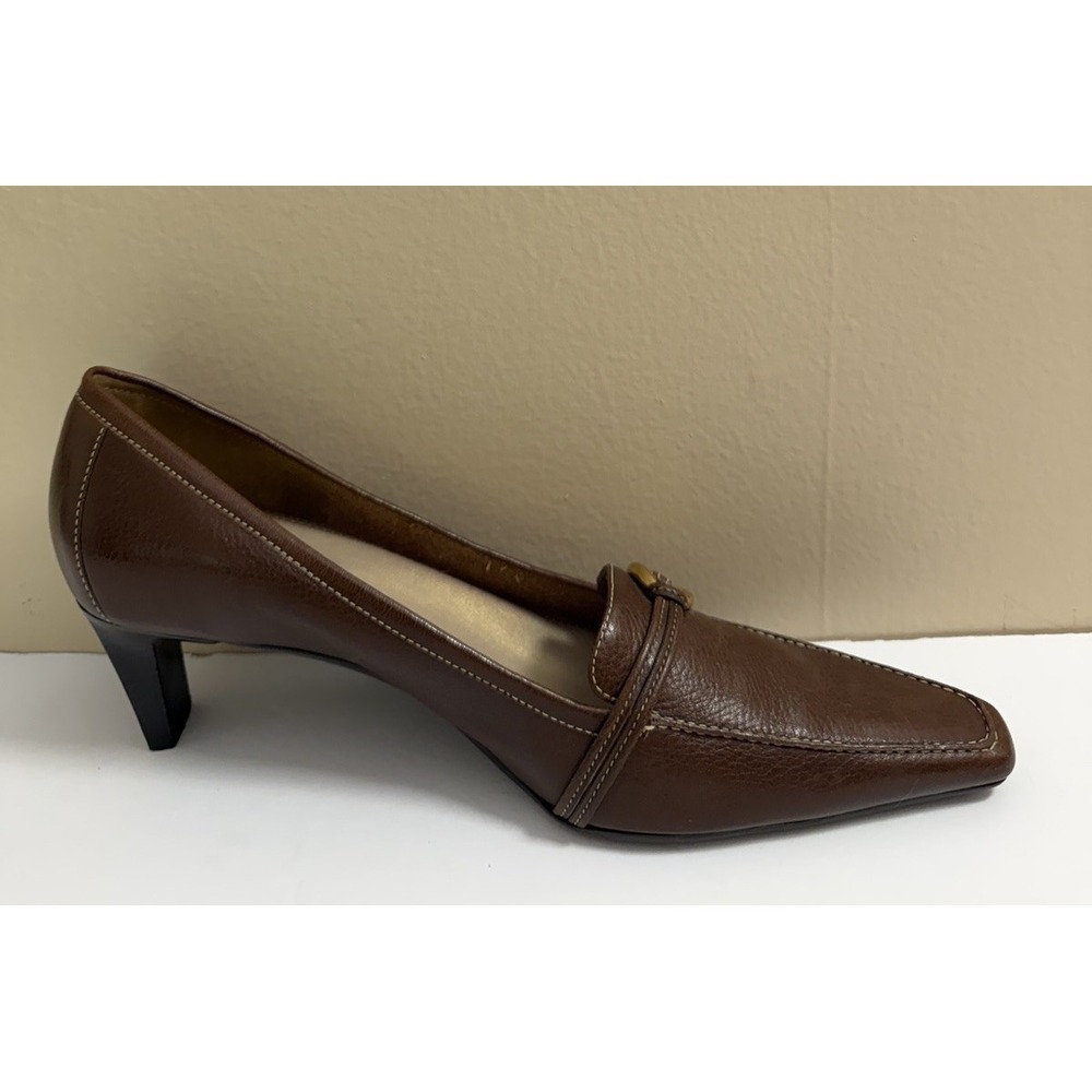 UNISA Pumps Bro Leather Horsebit Kitten Heel 2.5"-3" Women's 10B - Picture 6 of 10